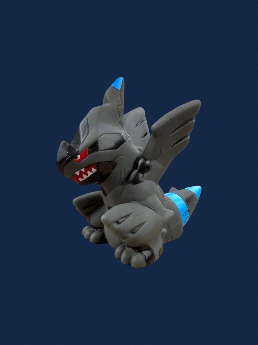 pokémon - FIGURINE POKÉMON DOIGT ZEKROM - Figurine acheter des produits pokémon chez le repaire du collectionneur